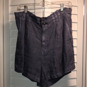 American Eagle Mom Short